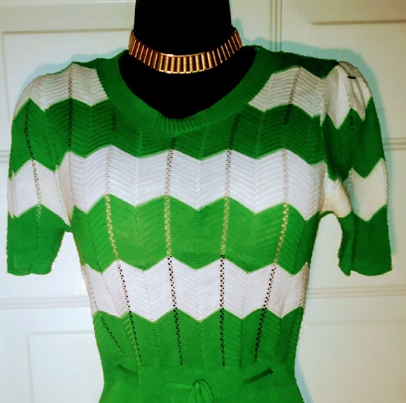 Women Hand knitted Dress - Picture 2 of 3